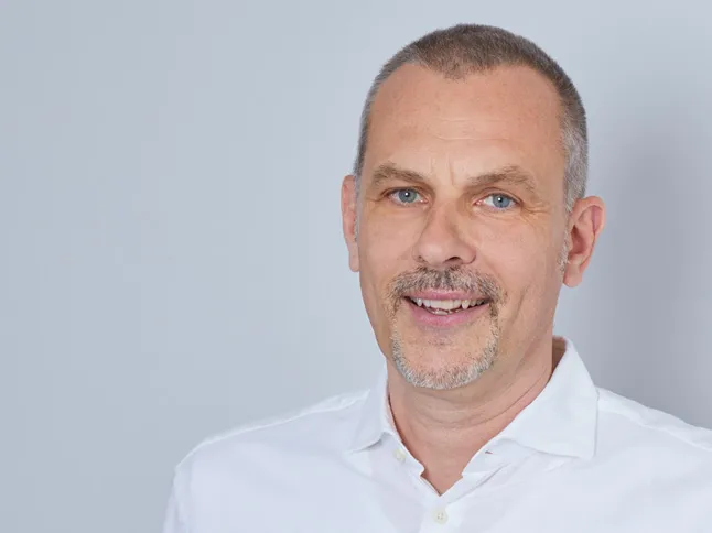 Dr. med. Markus van Emden Dr. med. Markus van Emden